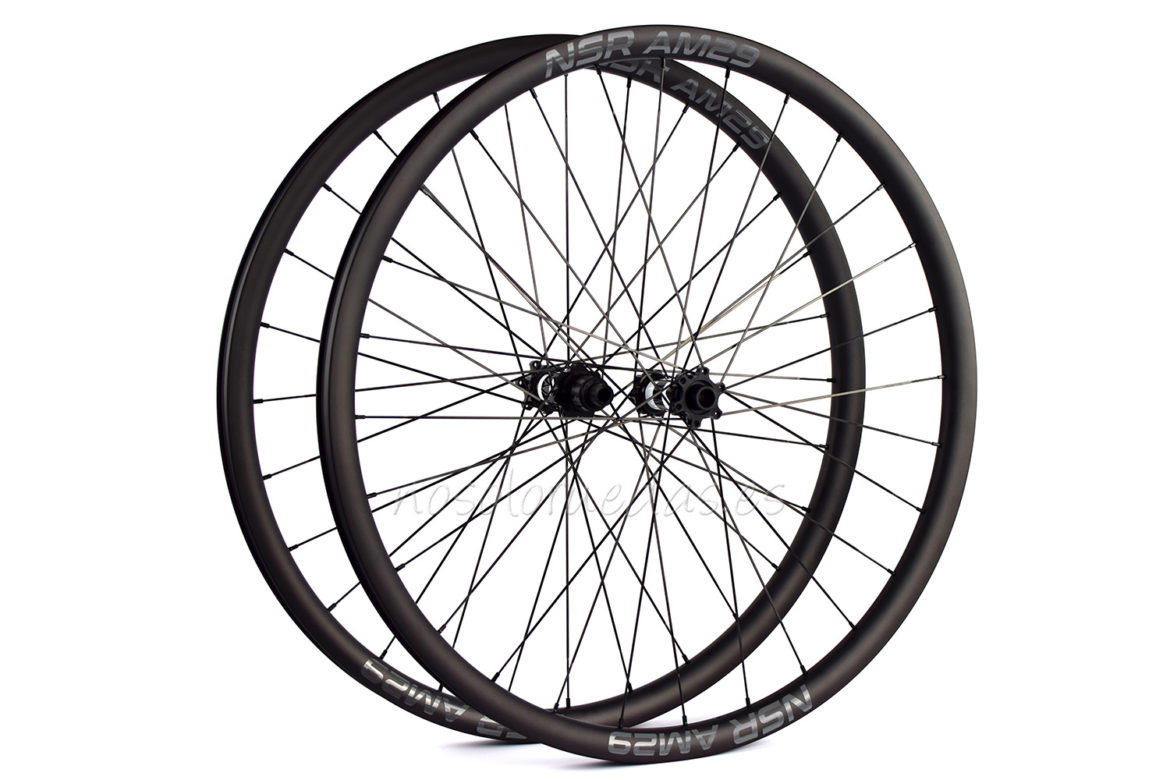 Ruedas de Carbono con llantas NSR AM29 y bujes DT Swiss 350